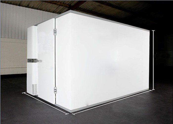 Placa de acero galvanizada del cuarto frío de la asamblea modular prefabricada con el panel de emparedado compuesto de la PU, cuarto frío